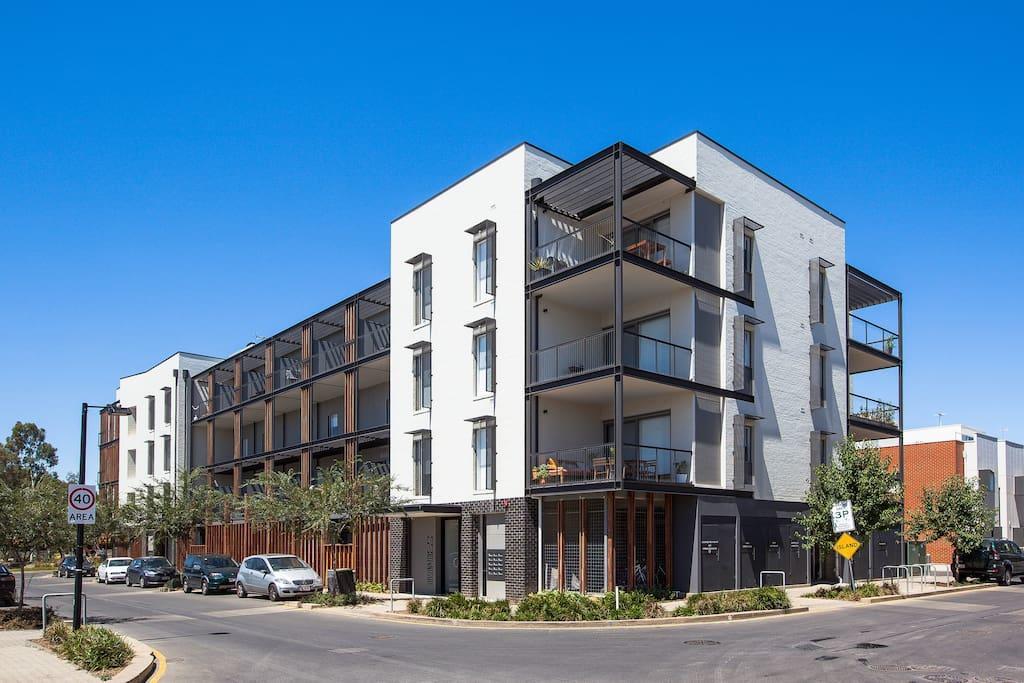 Magnificent Apartment + Free Car Park Near Cbd แอดิเลด ภายนอก รูปภาพ
